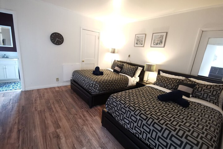 Room 8 of 38