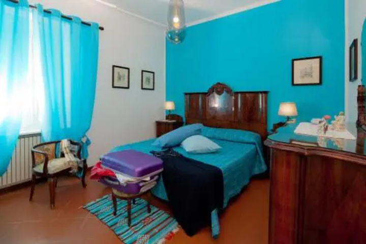 Room 4 of 23