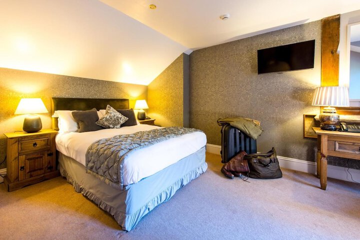 Room 15 of 52