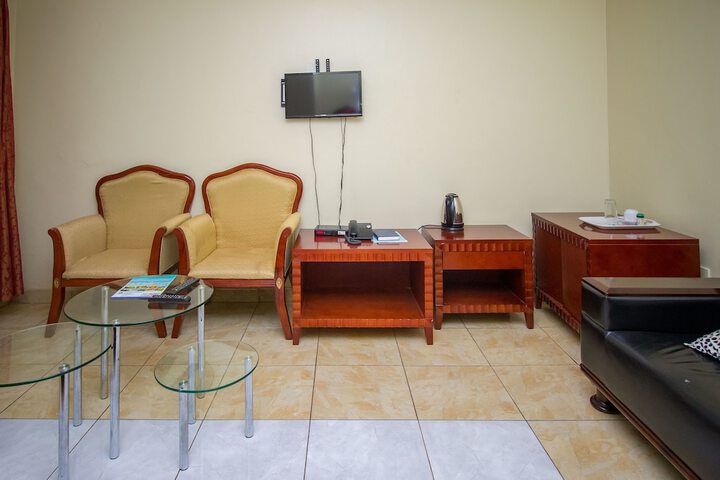 Room 26 of 48