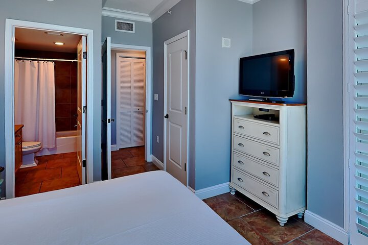 Room 16 of 86