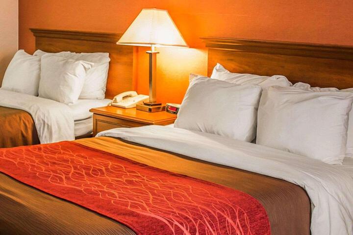 Double Bed Accessible (2 of 11)