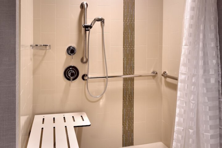 Bathroom shower