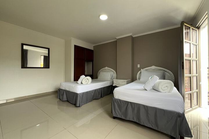 Room 29 of 61