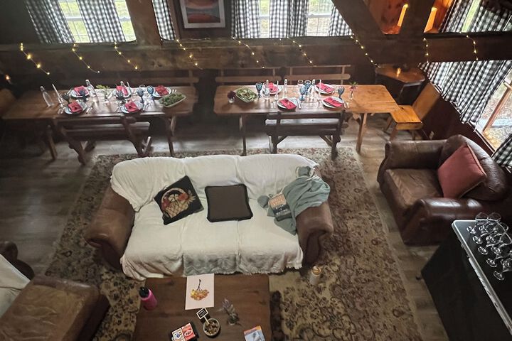 Room 116 of 212