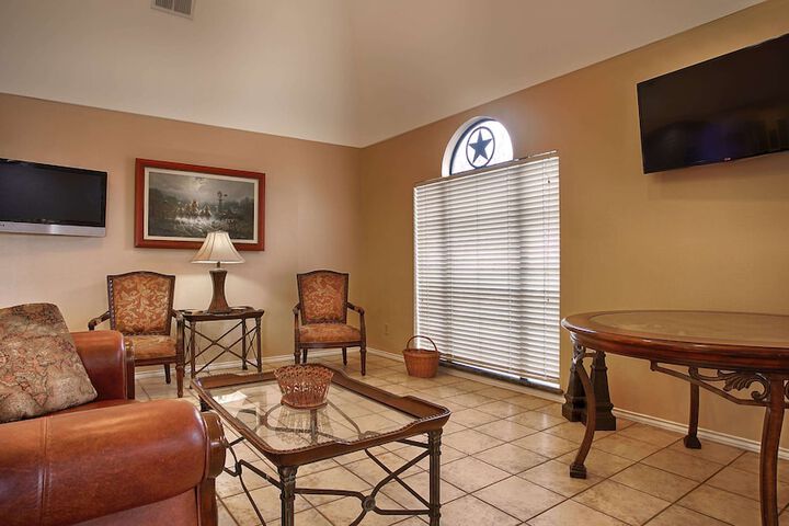 Hotel Interior 4 of 9