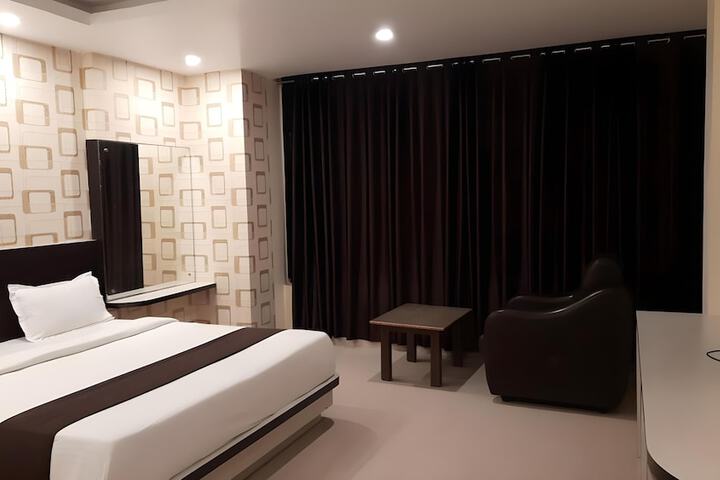 Room 21 of 36