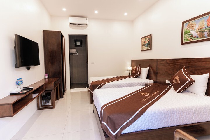 Room 15 of 27