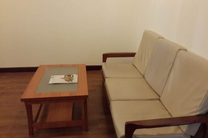 Room 46 of 90