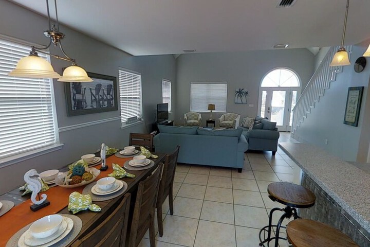 Room 8 of 21