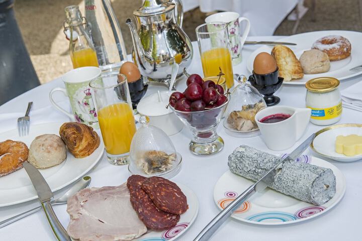 Breakfast/Coffee Service 46 of 53