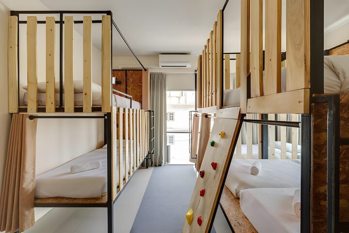Room 19 of 31