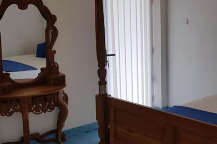 Room 12 of 51