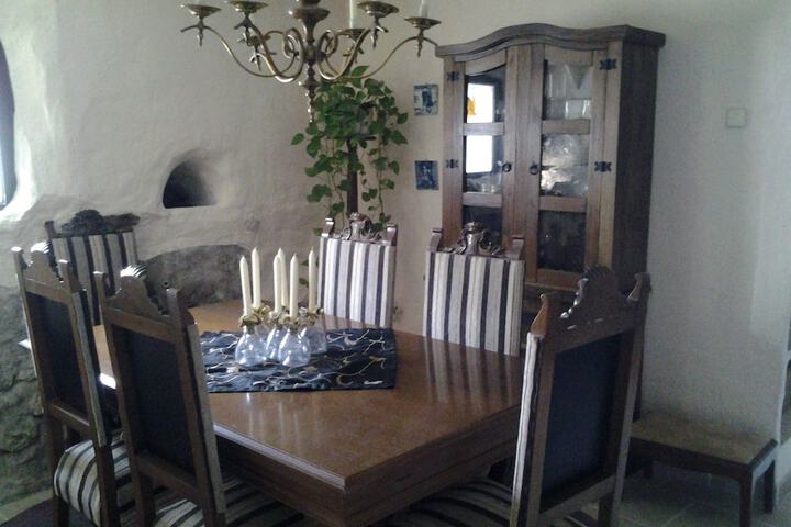 Room 15 of 43