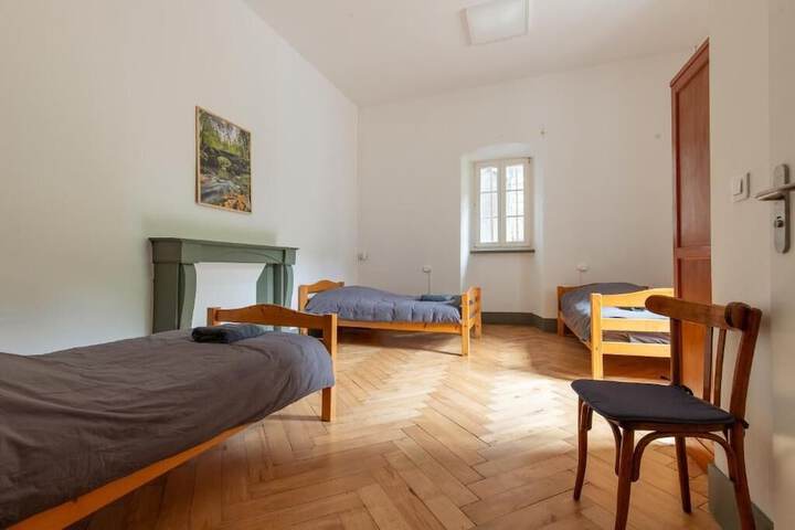 Room 7 of 113