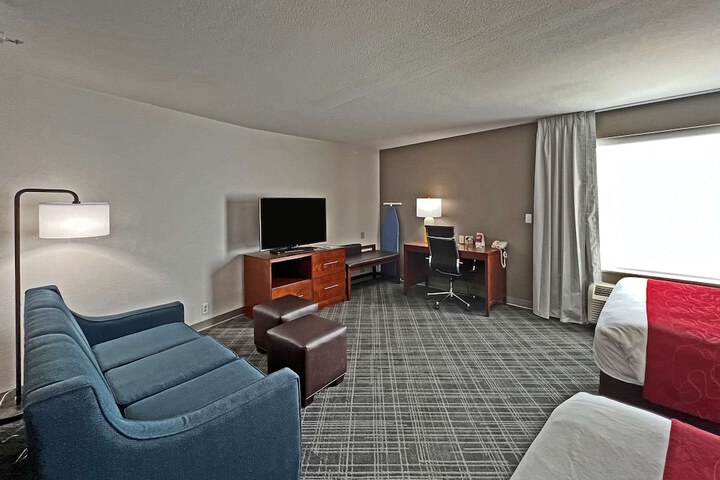 Room 5 of 34