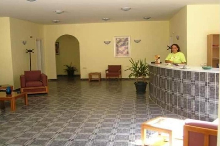 Hotel Interior 4 of 81