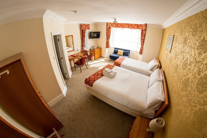 Room 9 of 57