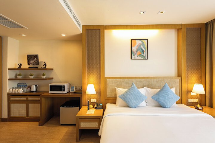 Room 3 of 41