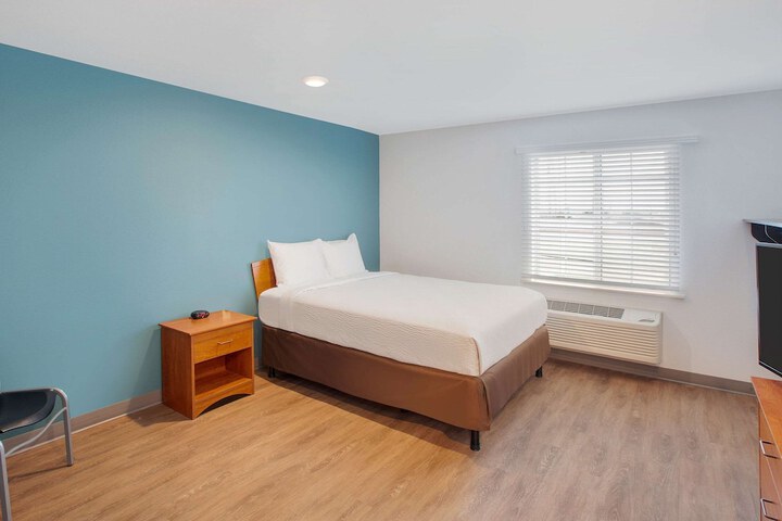 Room 19 of 44
