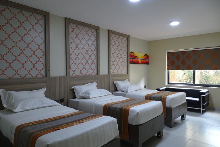 Room 10 of 117