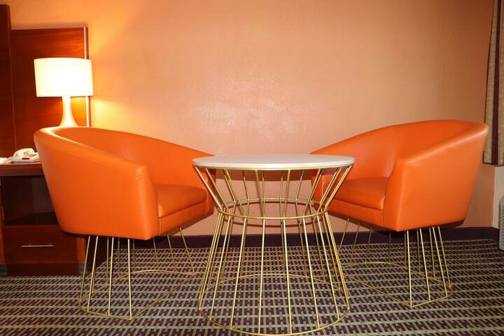 Room 4 of 45