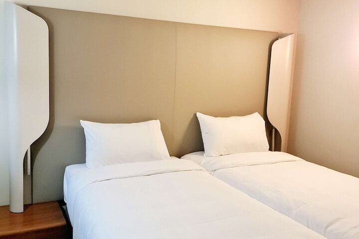 Room 7 of 47