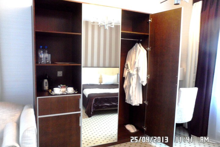 Room 9 of 58