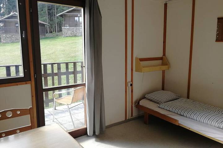 Room 9 of 61