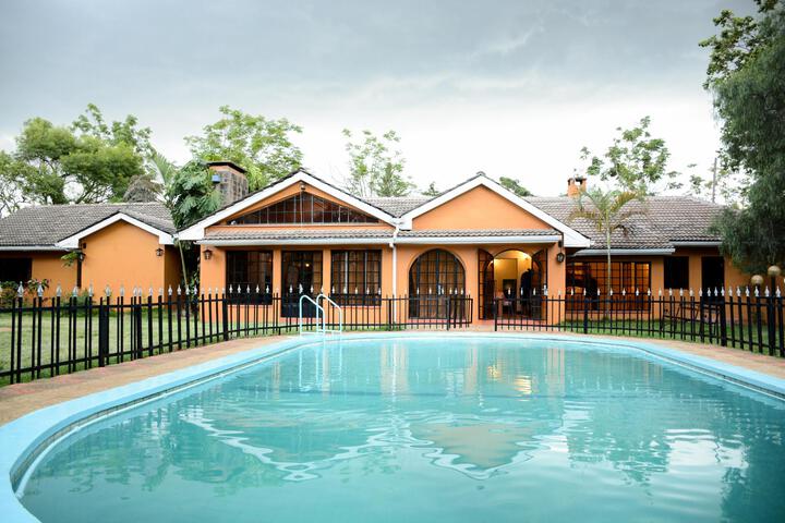 Pool 17 of 30