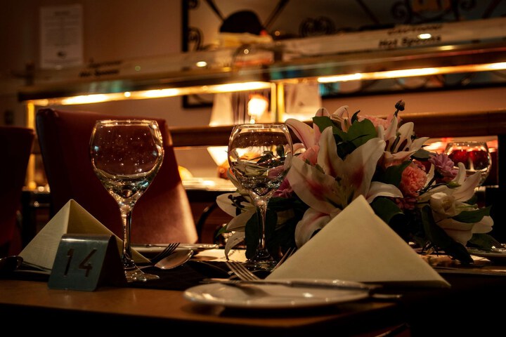 Dining 39 of 59