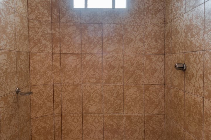 Room 14 of 22
