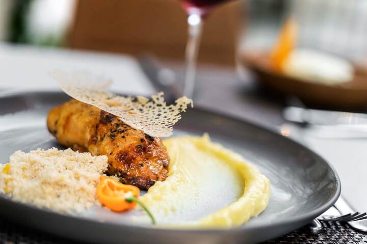 Dining 89 of 127