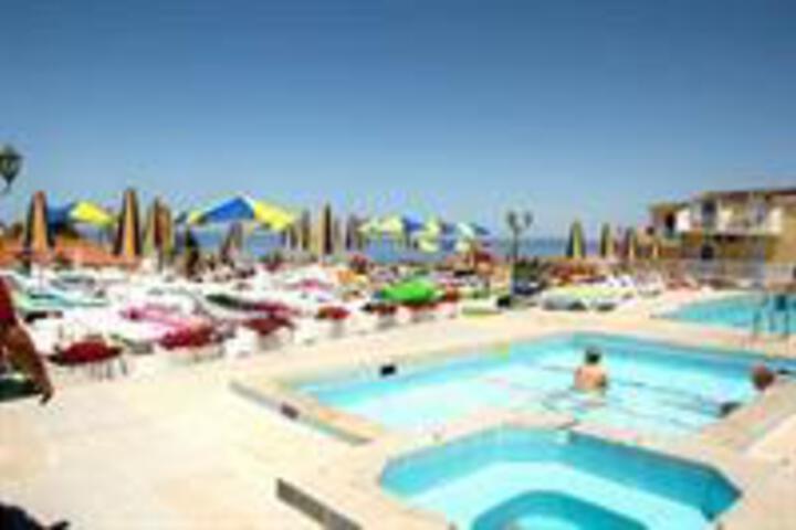 General 4 of 4