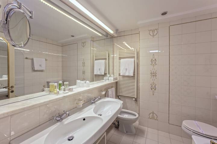 Bath Interior