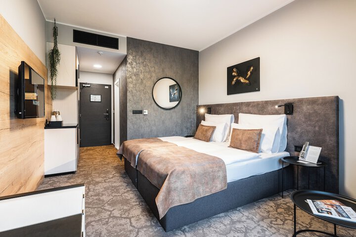 Room 56 of 113