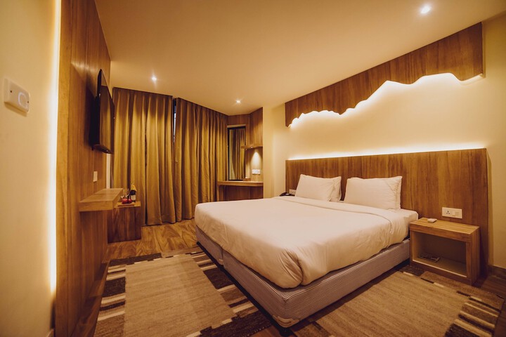 Room 11 of 60