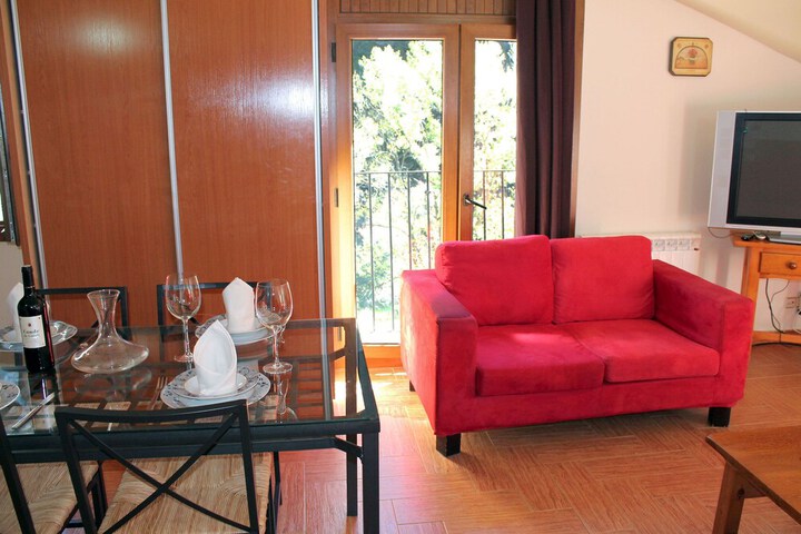 Room 12 of 25