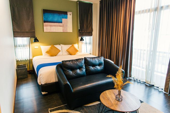 Room 28 of 125