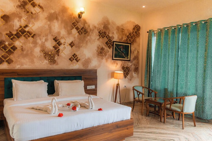 Room 4 of 41