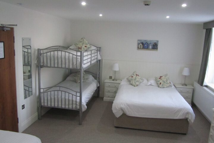 Room 8 of 39