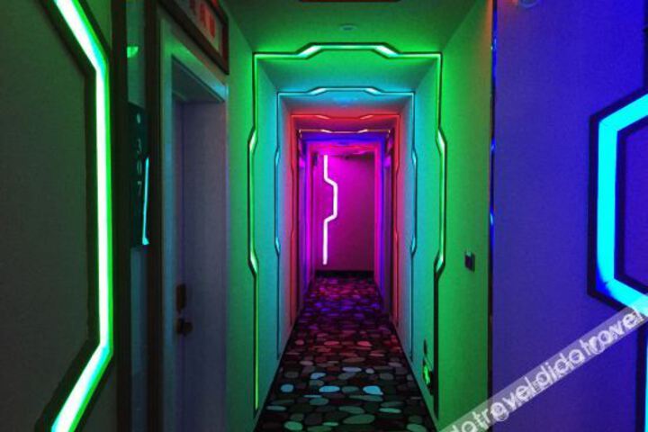Hotel Interior 9 of 16