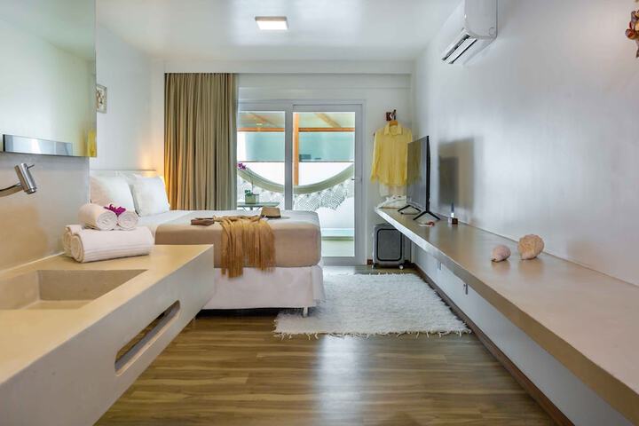 Room 6 of 59