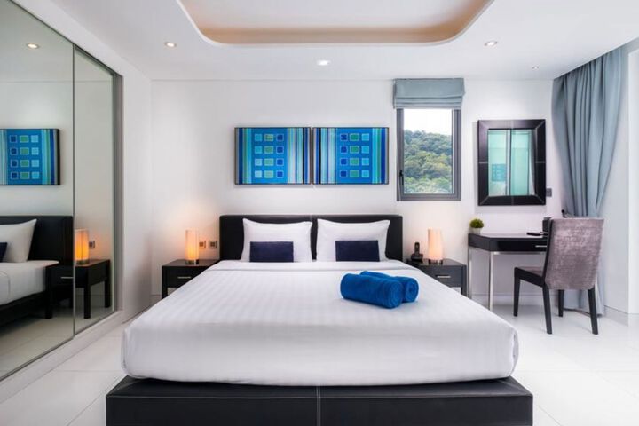Room 28 of 47