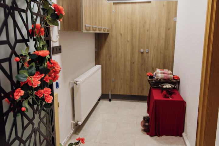 Room 24 of 35