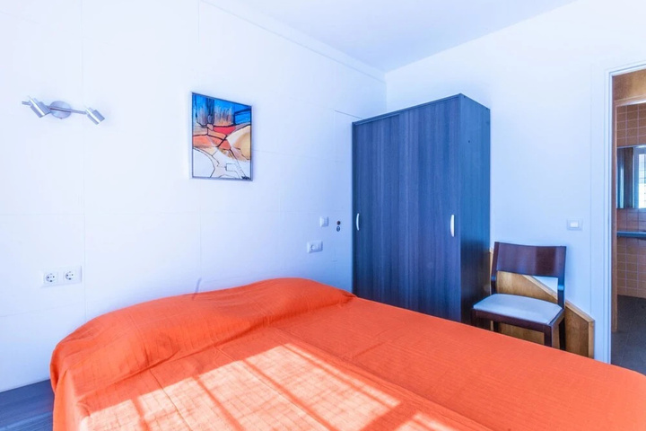 Room 6 of 22