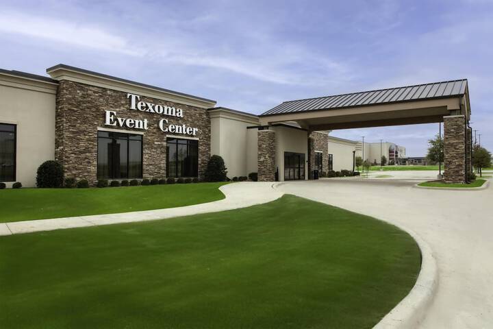 Hotel Entry