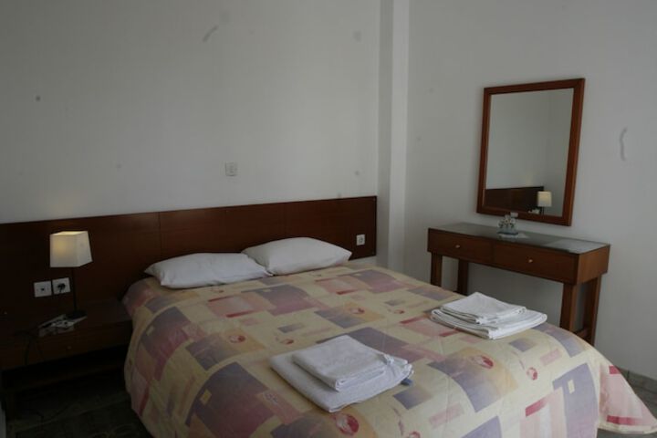 Room 10 of 47