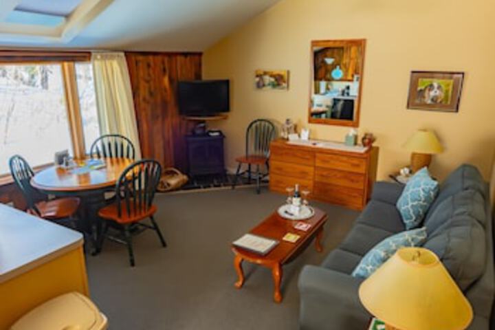 Room 10 of 147