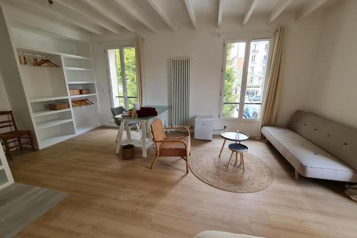 Room 28 of 48